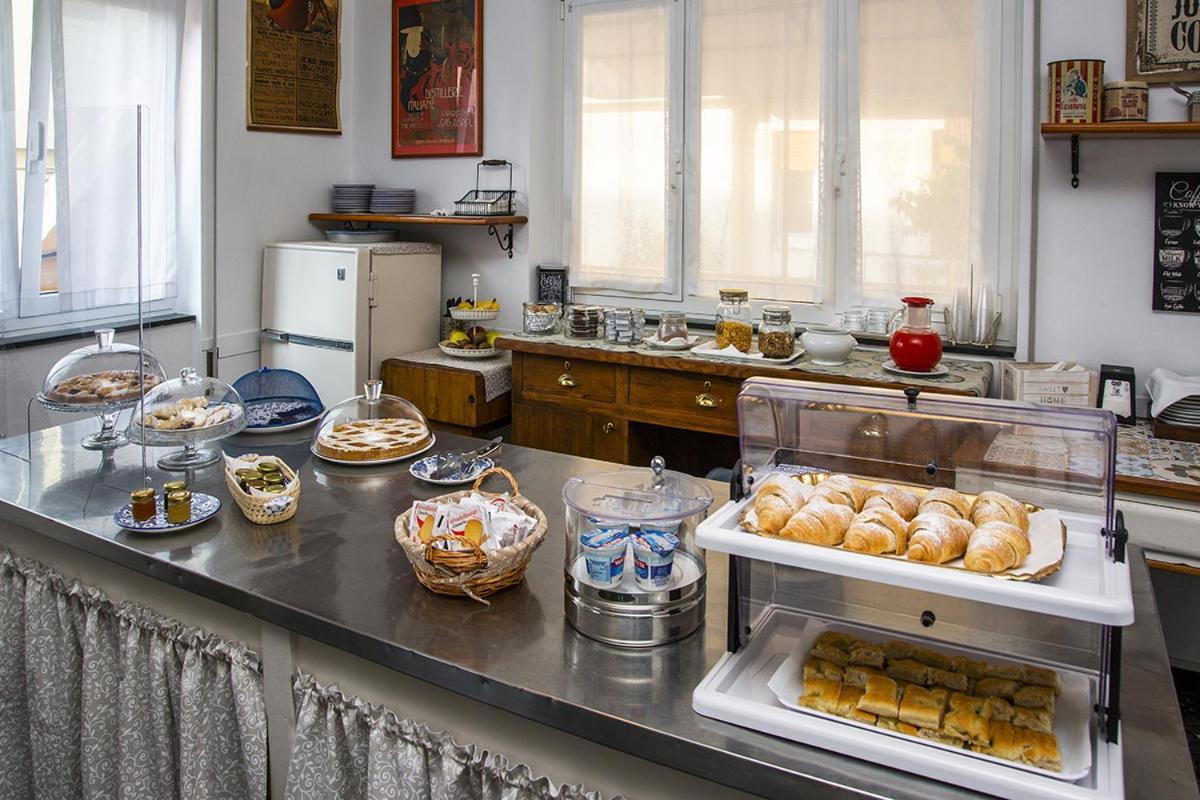 B&B Hotel Costa Azzurra Spotorno Eksteriør billede